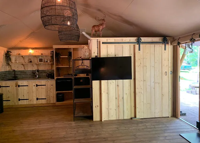 Lüks kamp alanı Veluwse Safari Tent Otterlo